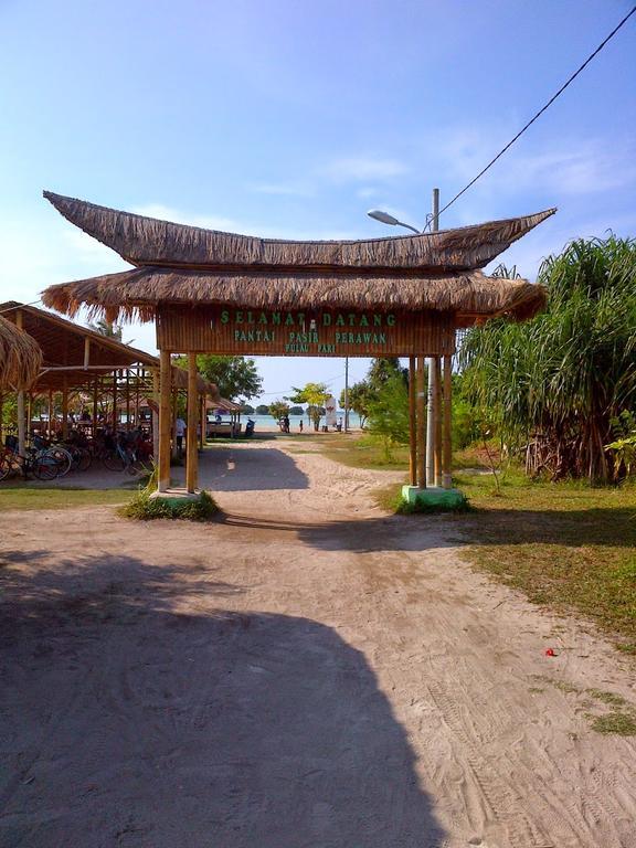 Pari Solata Seaview Homestay Syariah Kepulauan Seribu Экстерьер фото